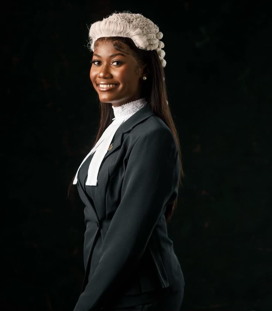 Maame Serwaa, side portrait in wig and gown